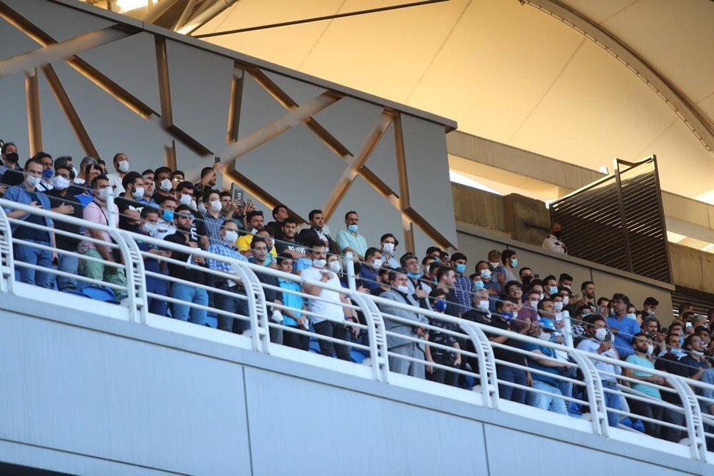 حضور تماشاگران در فینال جام حذفی بدون رعایت فاصله گذاری اجتماعی!