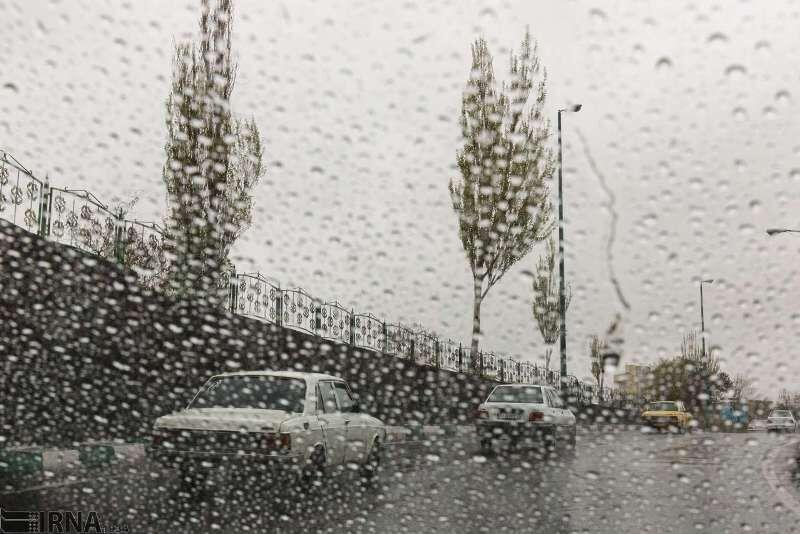 خبرنگاران رگبار پراکنده باران در ارتفاعات استان تهران