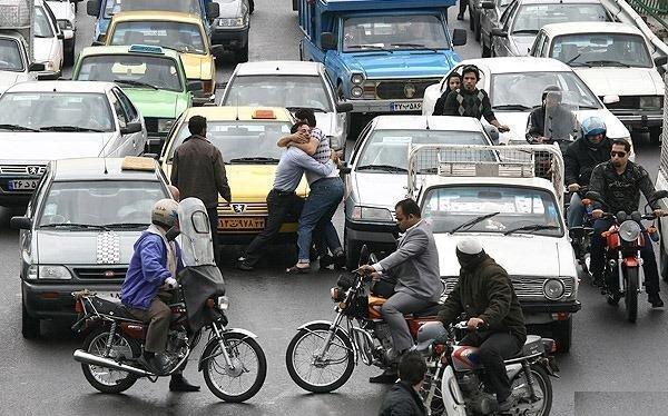 آمار نزاع در تهران افزایش یافت ، زن ها بیشتر دعوا می نمایند یا مردها؟