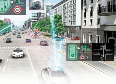 چراغ های هدایت و رانندگی این شهر با هوش مصنوعی کار می نماید
